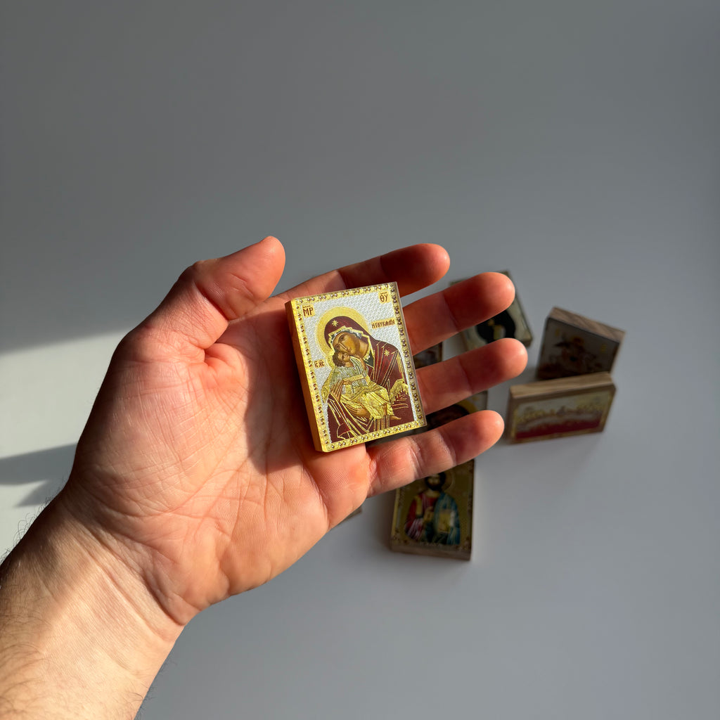 Theotokos Eleusa V2 Magnetic Icon